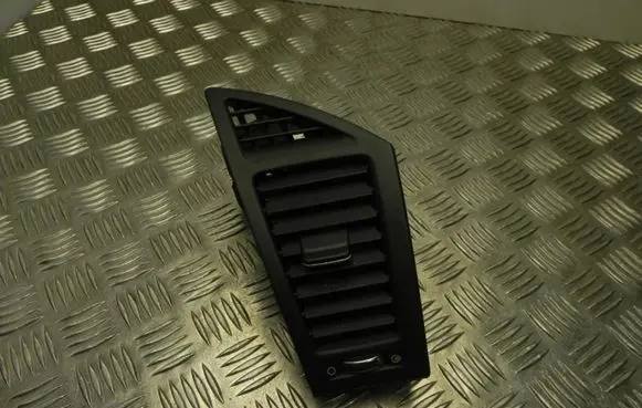 Hyundai i40 Rear air vent grill 3Z97490000 T2315