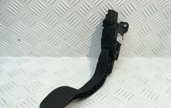 Ford S-MAX Accelerator throttle pedal 6G929F836JC