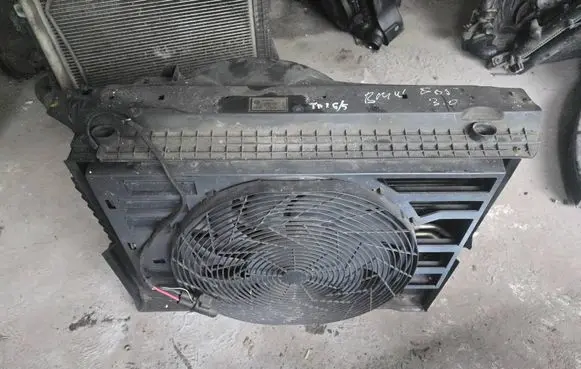 BMW 7 E65 E66 Radiator set DN38563 7795383 E3797008