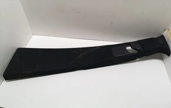 Mercedes-Benz ML W164 (B) pillar trim (top) A1646909725