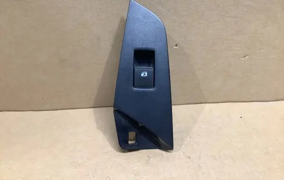Toyota Prius (XW50) Electric window control switch 7427247120