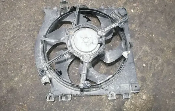 Renault Modus Electric radiator cooling fan 1831442016F