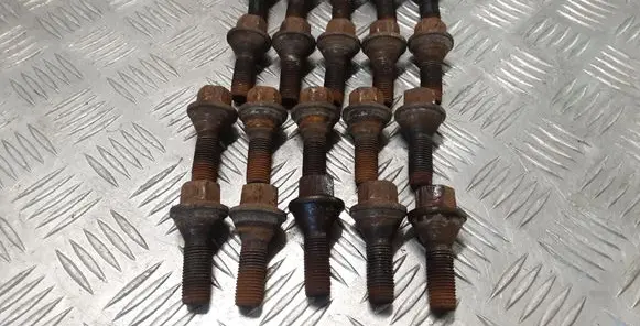 Renault Trafic II (X83) Nuts/bolts 