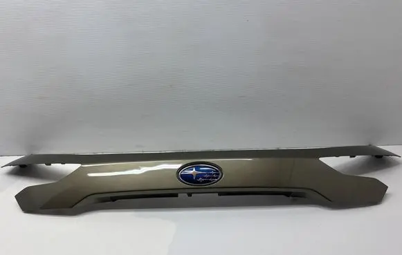 Subaru Outback (BT) Tailgate trim 91111AN30A 91112AN33A