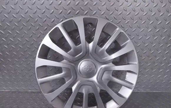 Toyota ProAce City R16 wheel hub/cap/trim 9840190077 9840226477