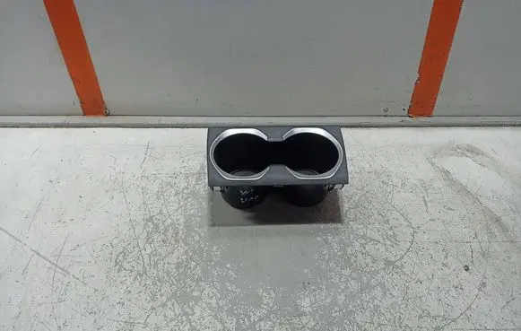BMW X1 U11 Cup holder back 9479664