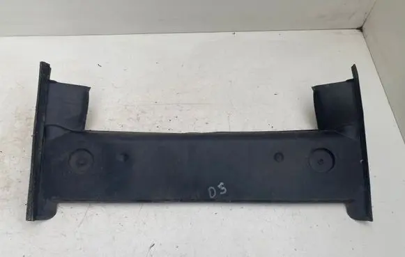Volvo S80 Radiator trim 8620082
