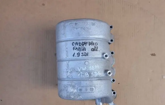 Volkswagen Caddy Intake manifold 038129713BE