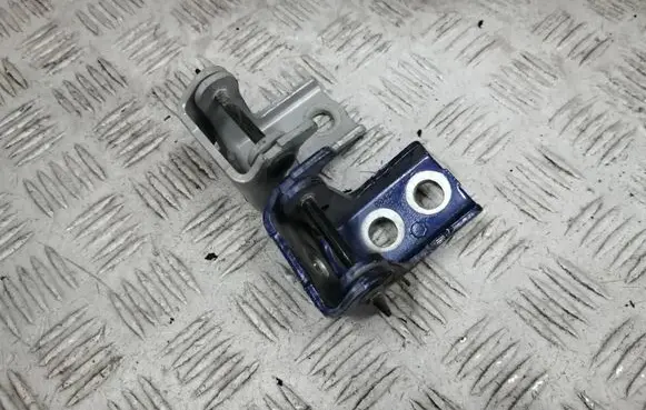 Citroen e-C3 Front door upper hinge 