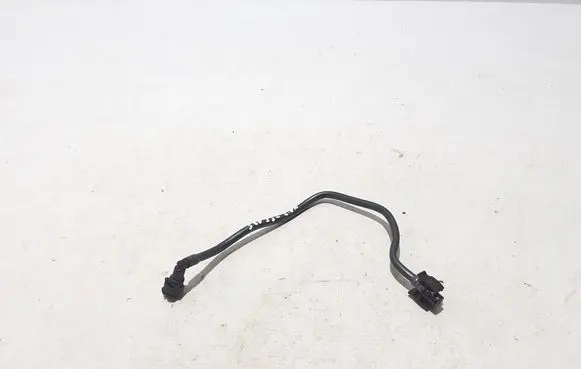 Volvo S60 Engine coolant pipe/hose 31657786