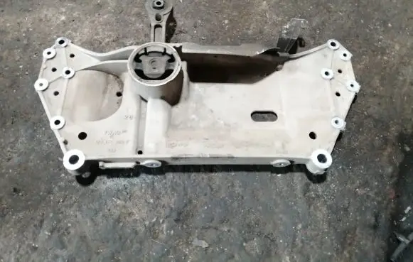 Volkswagen Golf V Front subframe 1K0199369F