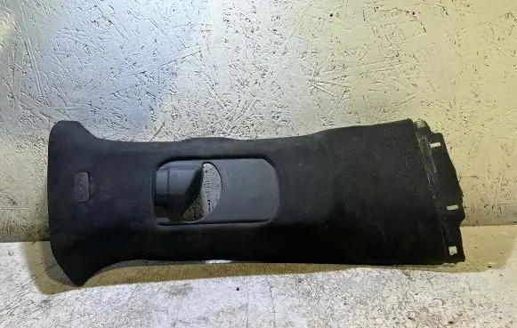 Jeep Grand Wagoneer (D)pillar trim (top) 8202114107 P6LF28TX7AD 10820211341754