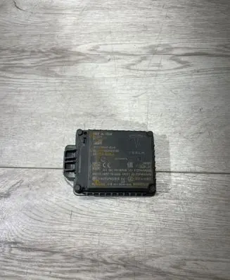 Tesla Model 3 Distronic sensor radar 1108647 110864700D 2014DJ6494