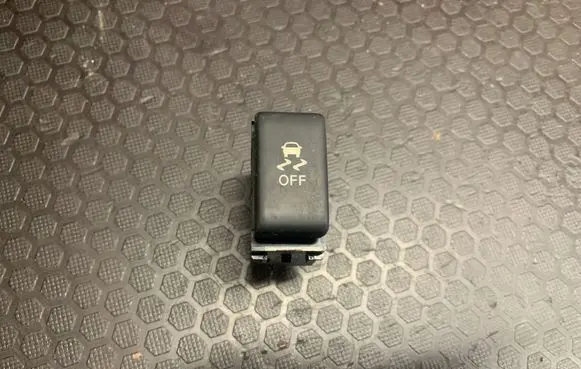 Nissan X-Trail T31 ESP (stability program) switch 1629K