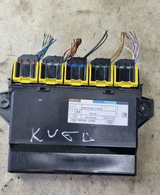 Ford Kuga I Comfort/convenience module 8M5T19G481BG 5WK48779K 2007DJ0476