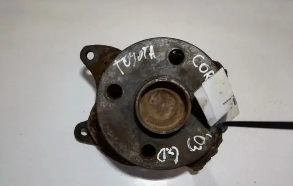 Toyota Corolla E120 E130 Rear wheel hub