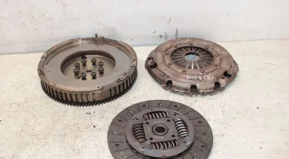 KIA Ceed Clutch set kit 32021 U216 YFMA