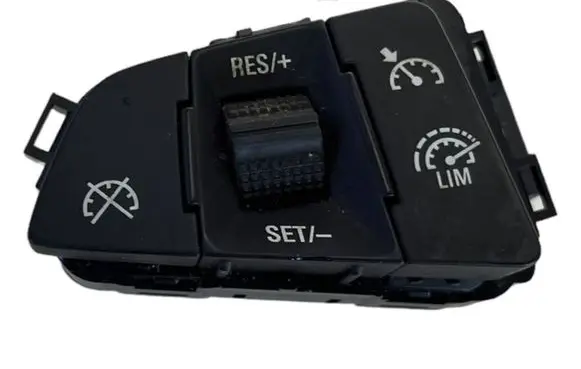Opel Astra J Steering wheel buttons/switches 13268692 102Y2A02DQ0