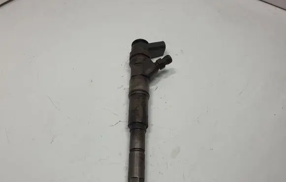 Fuel injector