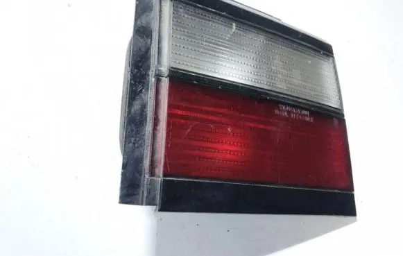 Volkswagen PASSAT B3 Tailgate rear/tail lights 333945108