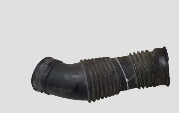 Ford Mondeo MK IV Air intake hose/pipe N07011B160