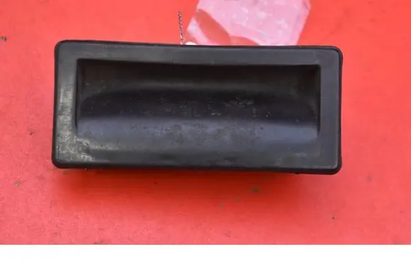 Volkswagen Touran II Tailgate/trunk/boot exterior handle 5N0827566T