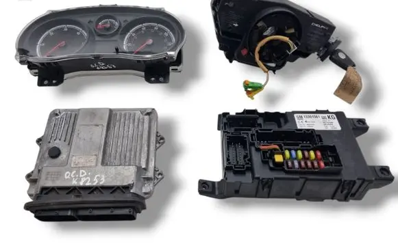 Opel Corsa D Engine ECU kit and lock set 55568383