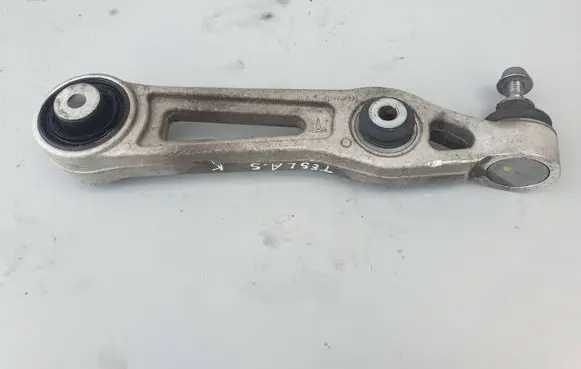 Tesla Model S Rear control arm 104895100B