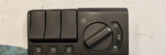 Volvo 440 Fog light switch 447859