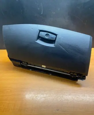 BMW 5 E60 E61 Glove box 7034080 121451