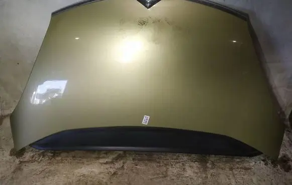 Citroen C4 I Picasso Engine bonnet/hood geltonas