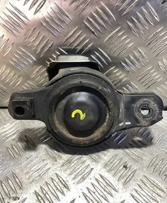 Subaru Forester SJ Engine mount bracket