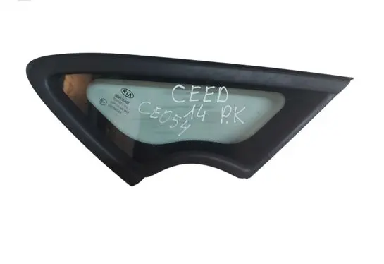 KIA Ceed Front triangle window/glass 