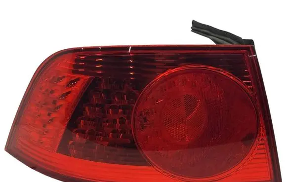 Volkswagen Phaeton Rear/tail lights 333155L