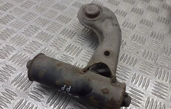 Mercedes-Benz C W202 Power steering pump mounting bracket 