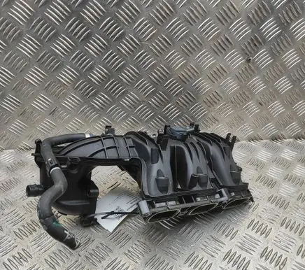 Volkswagen Golf VIII Intake manifold 04E906051H 05C129709E