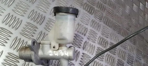Nissan Navara D22 Master brake cylinder NABCO JAPAN