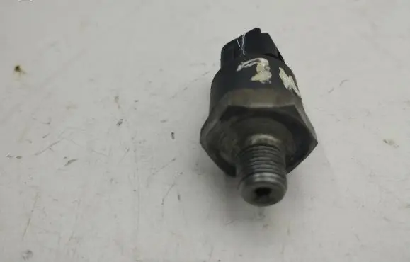 Fuel pressure sensor