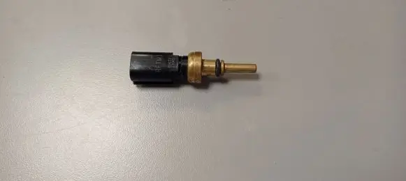 Coolant temperature sensor