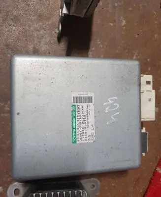 Toyota Avensis T270 Power steering control unit/module 8965005100 6900001686