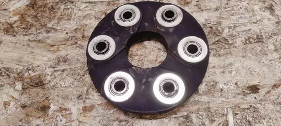 Mercedes-Benz SL R107 Rear prop shaft donut coupling/joint GN132
