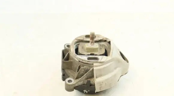 BMW 3 GT F34 Engine mount bracket 6787668 22116787668