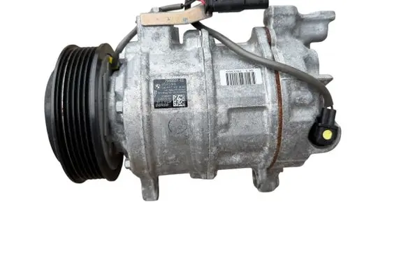 BMW 5 G30 G31 G38 Air conditioning (A/C) compressor (pump) 7948807