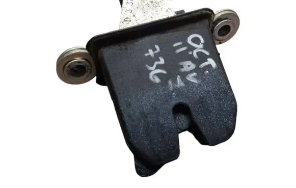 Skoda Octavia Mk2 (1Z) Tailgate/trunk/boot lock/catch/latch 1Z5827501D