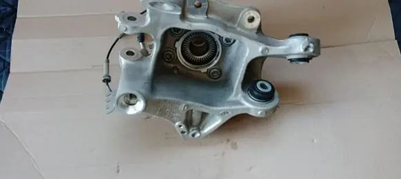 BMW 5 G30 G31 Rear wheel hub 6866337 ASS7M9
