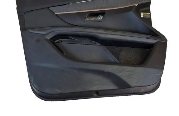 Peugeot 3008 II Front door card panel trim 98305875AU