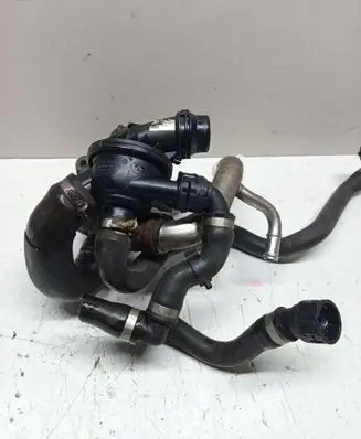 BMW 3 E90 E91 Thermostat/thermostat housing 7552403 10106810
