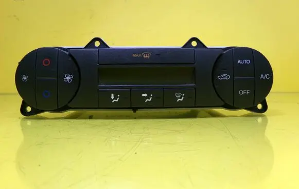 Ford Mondeo Mk III Climate control unit 3S7T18C612AJ