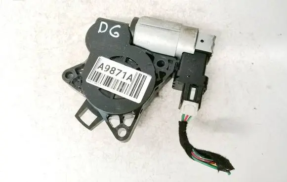 Mazda 5 Rear door window regulator motor c22c5858x td776y02
