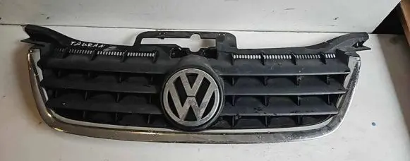 Volkswagen Touran I Front grill 1T0853651 1T0853653